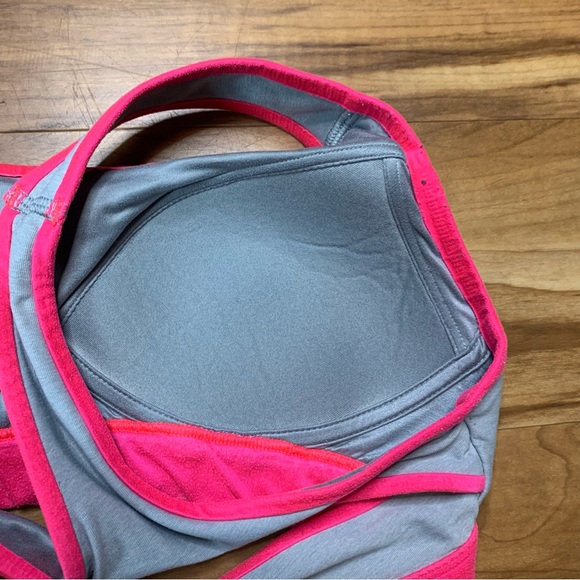 Aerie Women’s Criss Cross Sports Bra, Size 32B - Picture 5 of 6